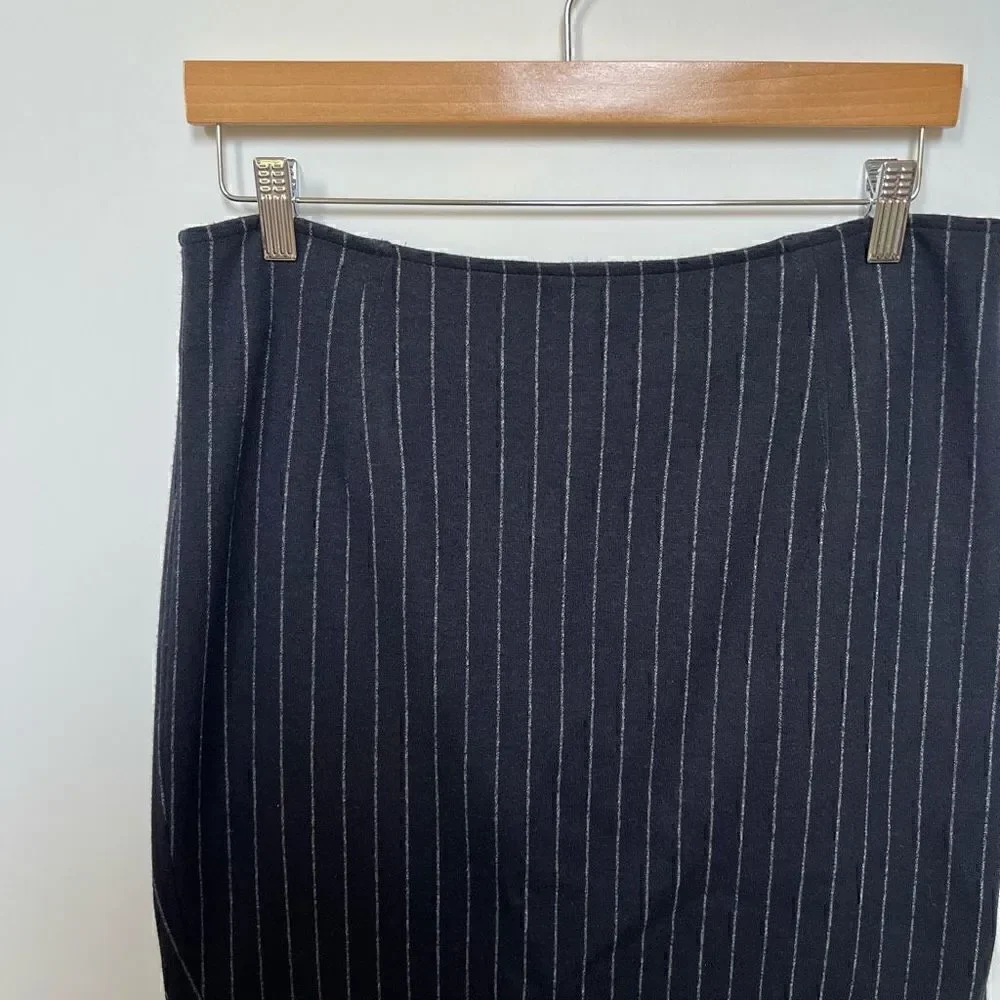 Max Mara Pencil Skirt Pin Stripe Ruffle Dark Navy Blue Designer Workwear size 46